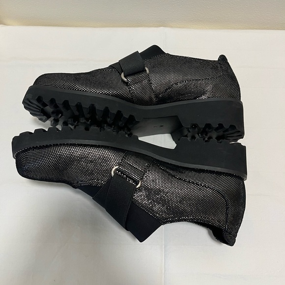 Vaneli Sparkly, Classy, Stylish Lugged Bottom Shoes, Women’s, size 7W, Black - Picture 3 of 5